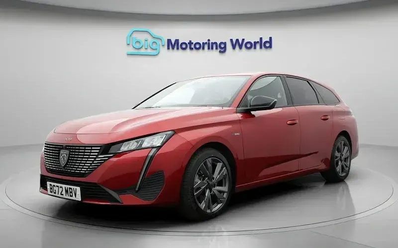 Used Peugeot 308 SW Allure 179 HP (131 kW) 2024 Estate
