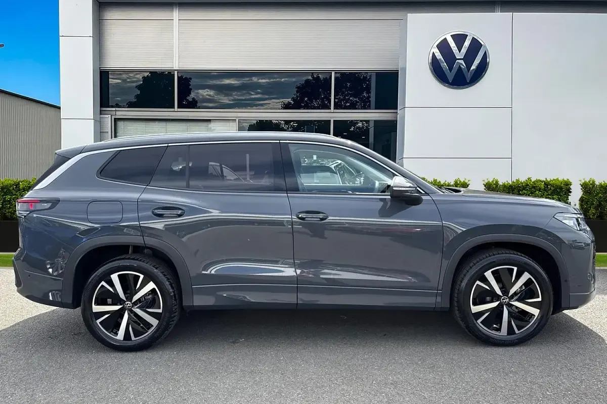 New VW Tayron Elegance 150 HP (110 kW) 2026 Grey SUV