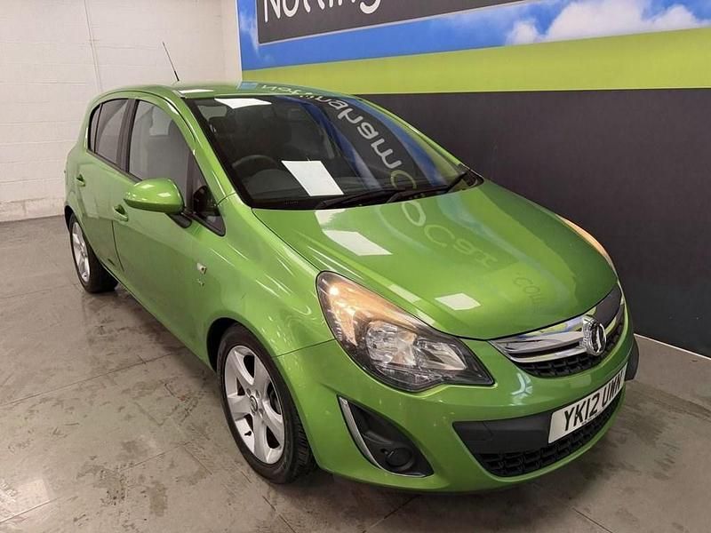Second-hand Vauxhall Corsa 100 CP (73 kW) 2012 Verde Hatchback