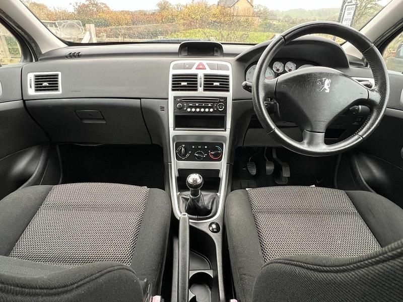 Used Peugeot 307 S 2006 Silver Hatchback