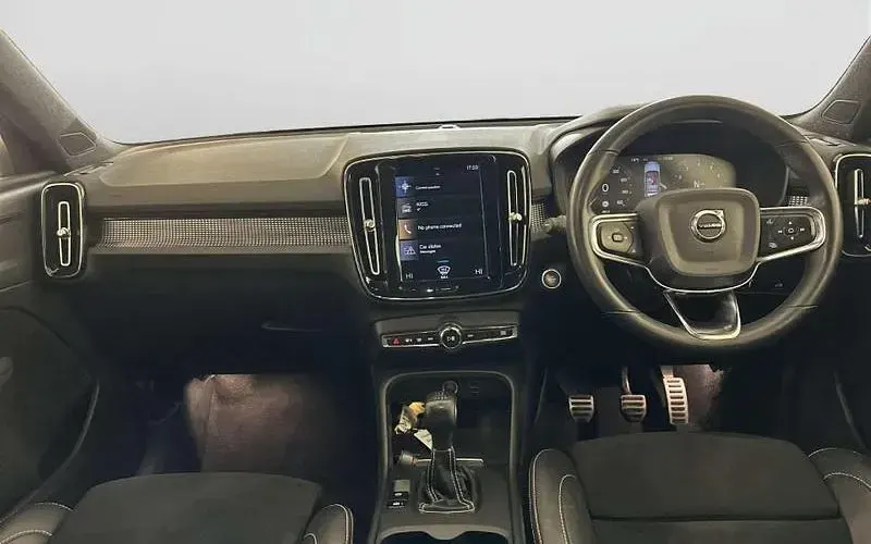 Usado Volvo XC40 R-Design 163 HP (119 kW) 2021 SUV
