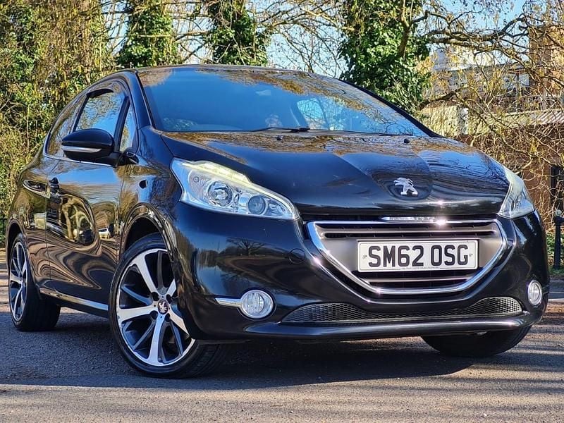 Black Used 2012 Peugeot 208 Hatchback | £2,900 (Fair price) - Image 1/4