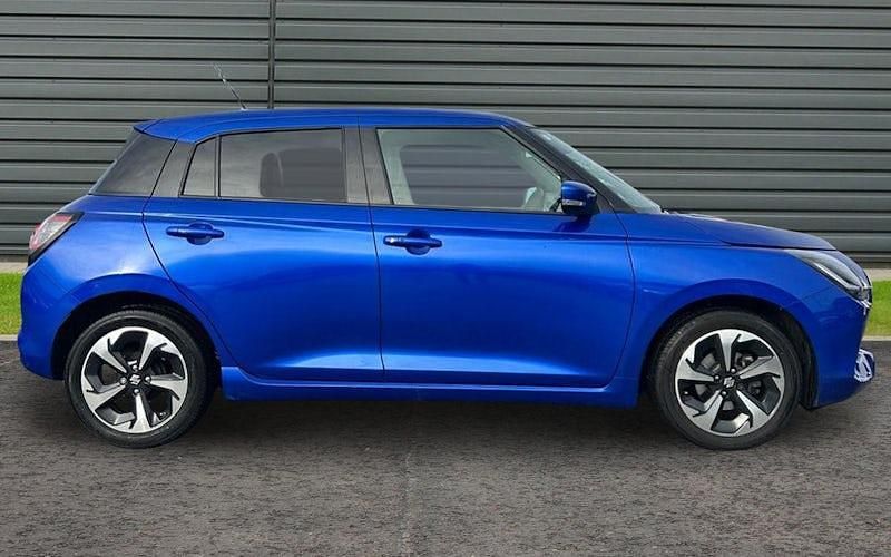 Used Suzuki Swift 82 HP (60 kW) 2025 Blue Hatchback