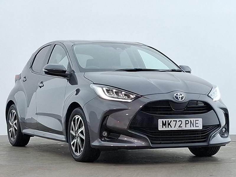 Grey Used 2022 Toyota Yaris Hybrid Design Hatchback | £16,998 (Fair price) - Image 1/4