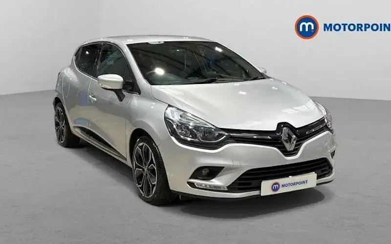Used Renault Clio Iconic 90 HP (66 kW) 2019 Hatchback