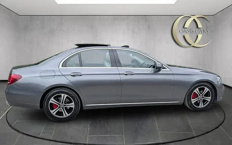 Used Mercedes E220 SE 194 HP (142 kW) 2018 Grey Sedan