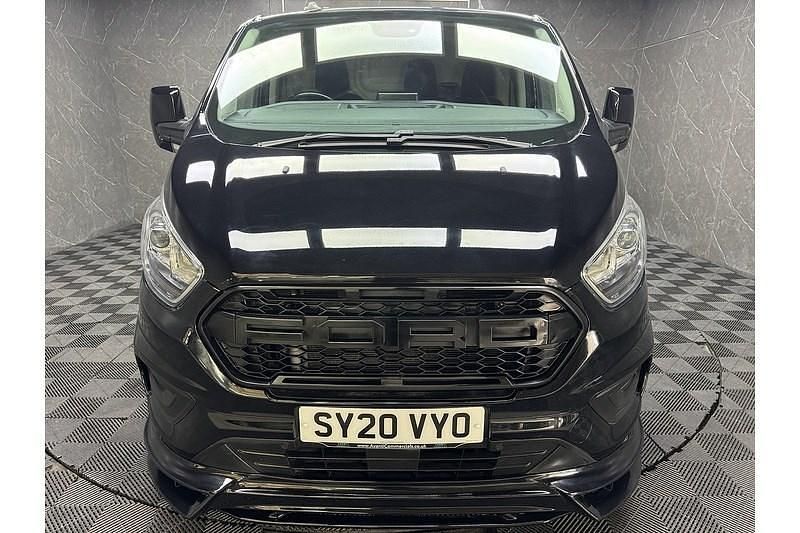 Used Ford Transit Custom Limited 130 HP (95 kW) 2020 Black Van