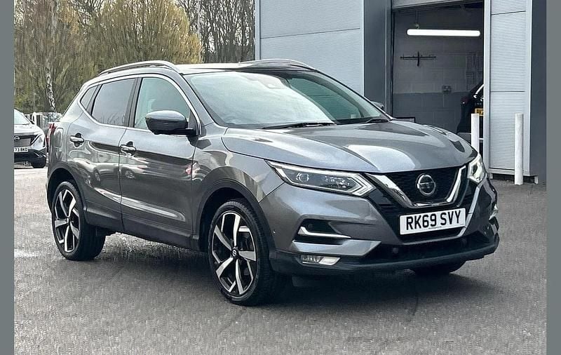 Used Nissan Qashqai Tekna 160 HP (117 kW) 2019 Grey SUV