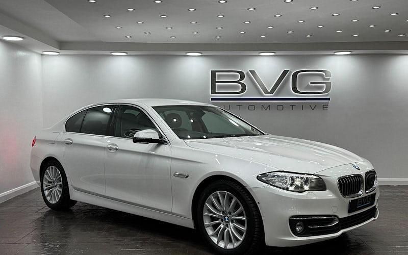 Used BMW 520 Luxury Line 190 HP (139 kW) 2015 White Sedan