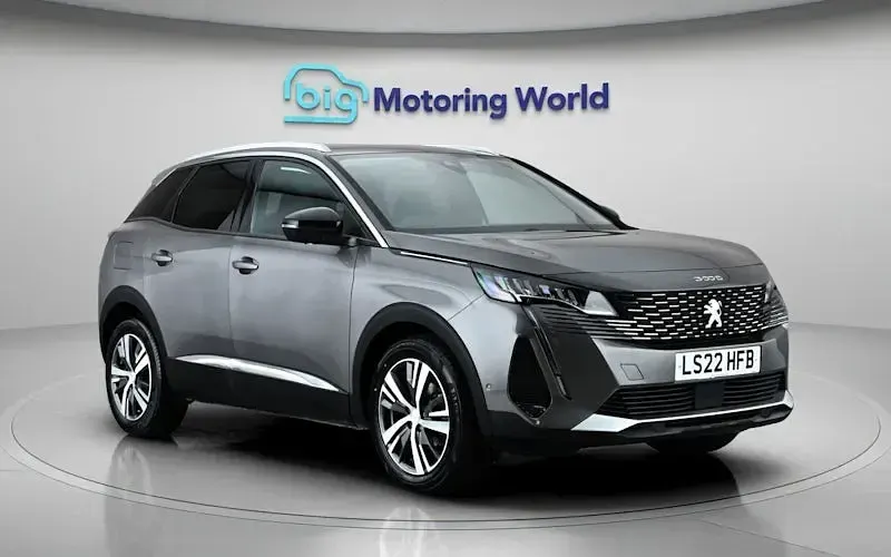 Used Peugeot 3008 Allure Premium 131 HP (96 kW) 2022 Grey SUV