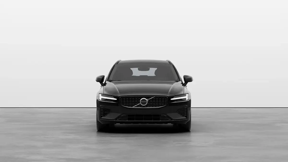 New Volvo V60 Plus 2026 Onyx black Estate