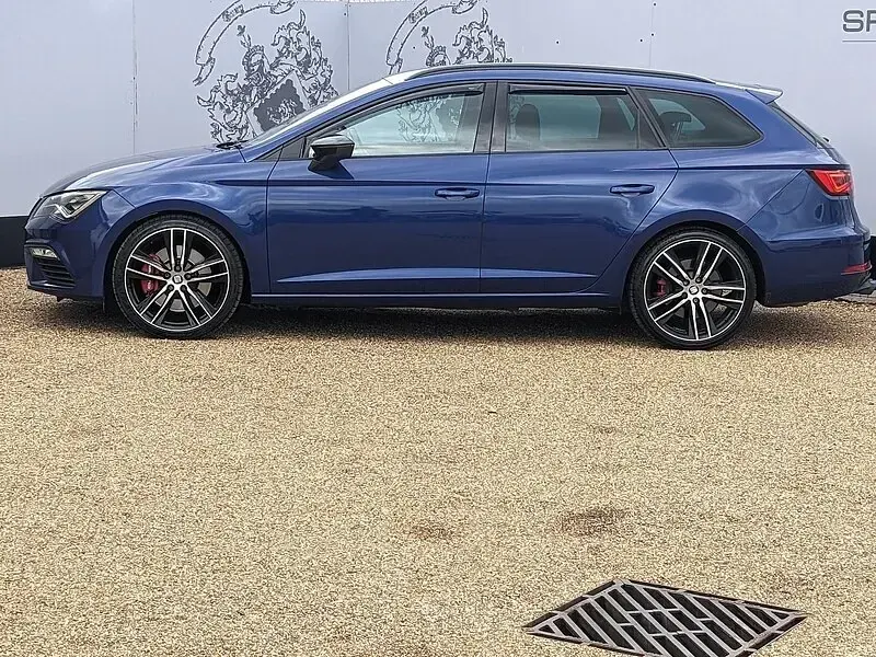Used Seat Leon CUPRA 2017 Blue Estate