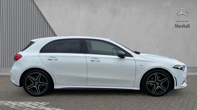 Used Mercedes A200 Executive 163 HP (119 kW) 2022 White
