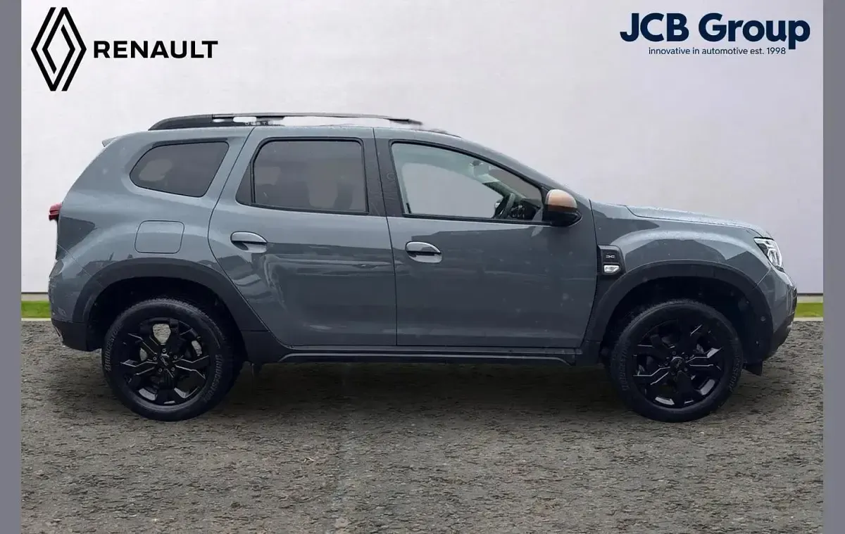 Used Dacia Duster Extreme 130 HP (95 kW) 2023 Grey SUV