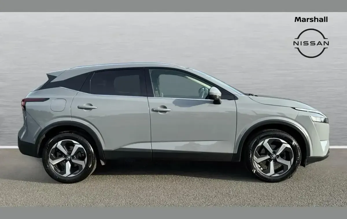Used Nissan Qashqai N-Connecta 155 HP (114 kW) 2022 Grey SUV
