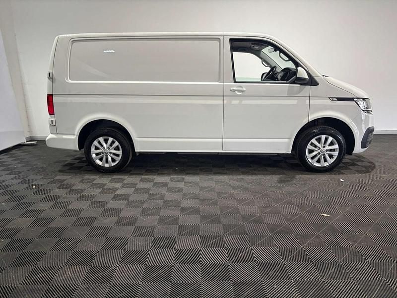 Used VW T6.1 Highline 150 HP (110 kW) 2023 White Van
