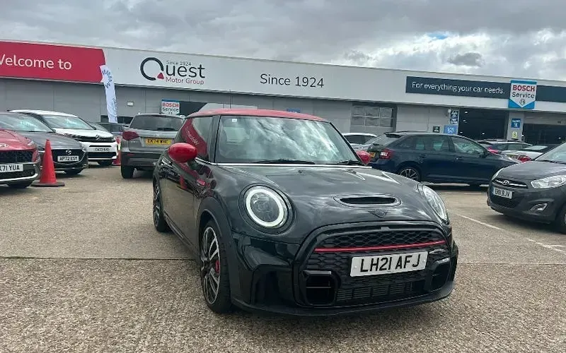 Used Mini John Cooper Works Hatch 231 HP (169 kW) 2022 Hatchback