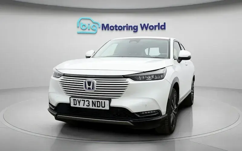 Used Honda HR-V Advance 131 HP (96 kW) 2023 White SUV