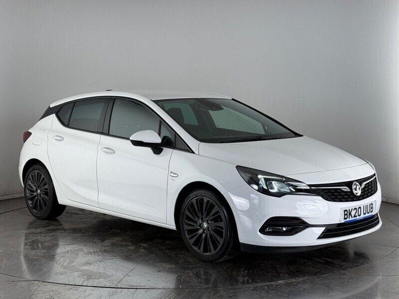 White Used 2020 Vauxhall Astra SRi Hatchback | £10,300 (Fair price) - Image 1/3