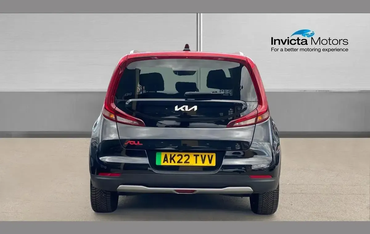 Used Kia Soul 147 kW (201 HP) 2022 Black SUV