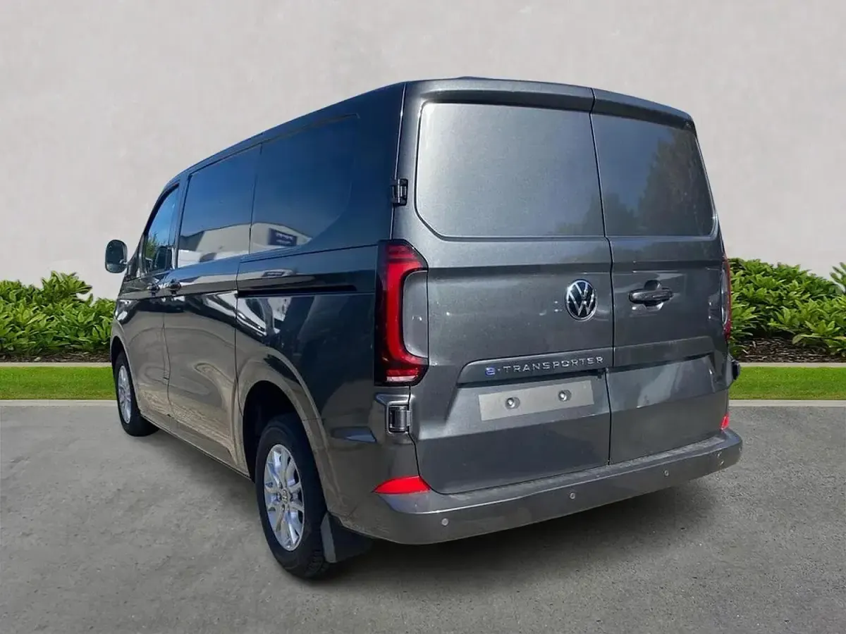 Used VW T7 Pro 160 kW (218 HP) 2025 Grey Van
