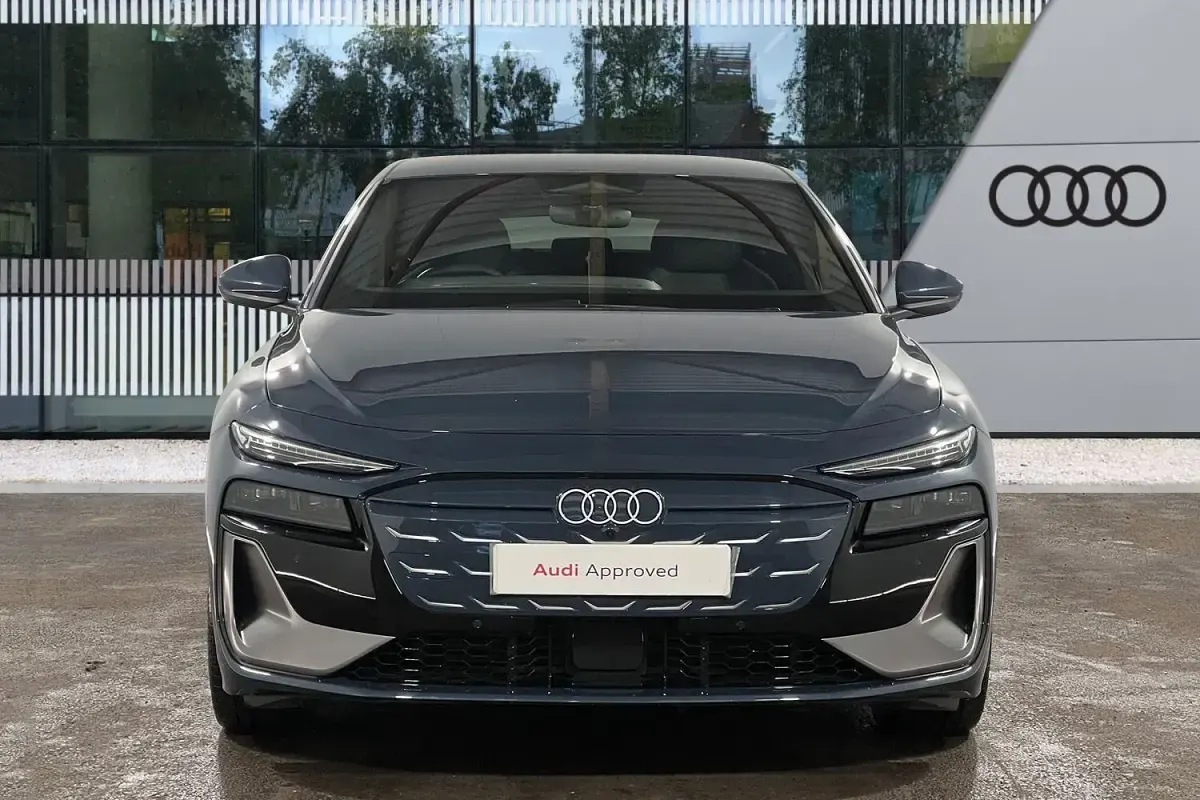 Nuevo Audi A6 e-tron S-Line 210 kW (286 CV) 2025 Azul Familiar
