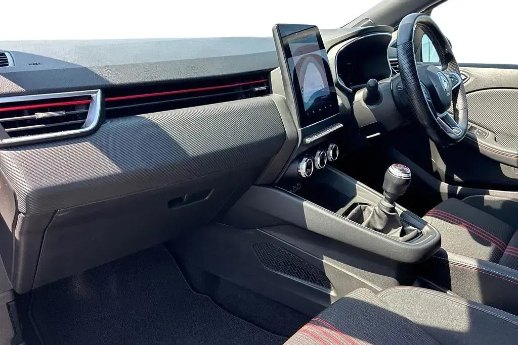 Used Renault Clio RS Line 90 HP (66 kW) 2023 Hatchback