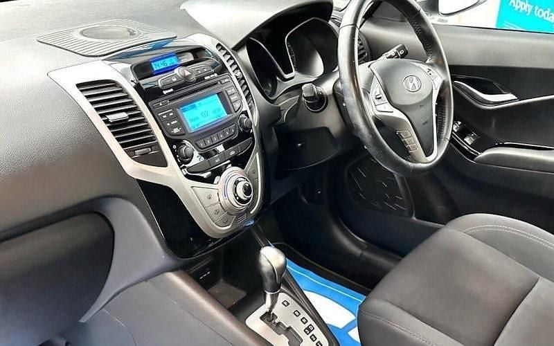 Used Hyundai ix20 Active 125 HP (91 kW) 2014 Grey Hatchback