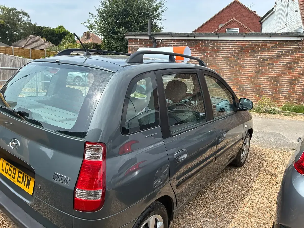 Used Hyundai Matrix Comfort 103 HP (75 kW) 2009 Grey MPV