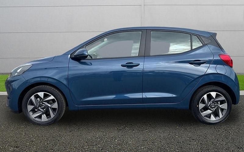 Used Hyundai i10 Advanced 63 HP (46 kW) 2025 Blue Hatchback