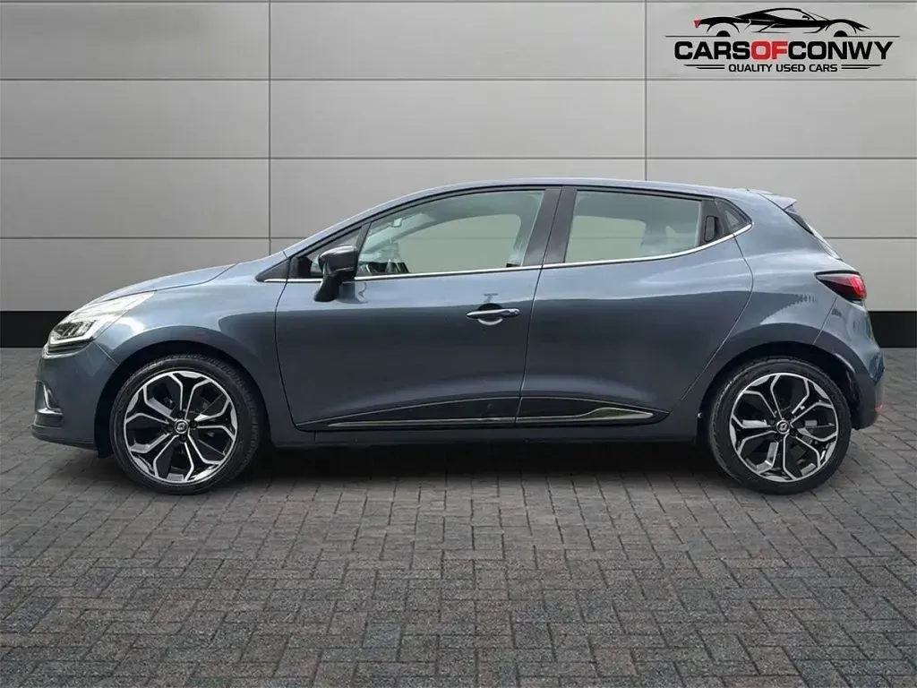 Used Renault Clio Dynamique 90 HP (66 kW) 2017 Grey Hatchback