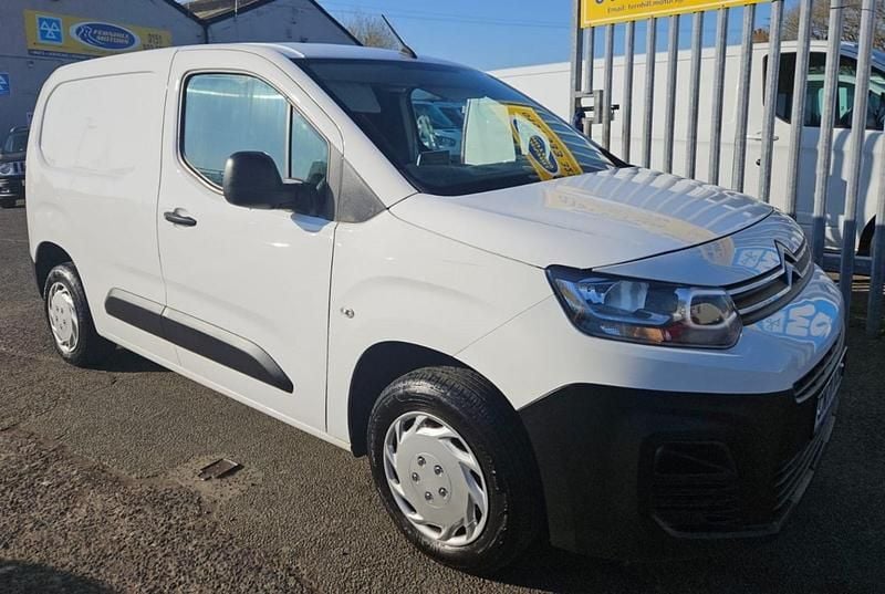 Used Citroën Berlingo 2021 White MPV
