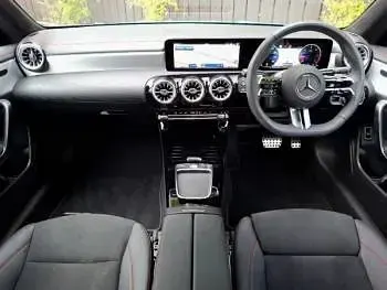 Used Mercedes CLA220 Executive 190 HP (139 kW) 2025 Blue Sedan