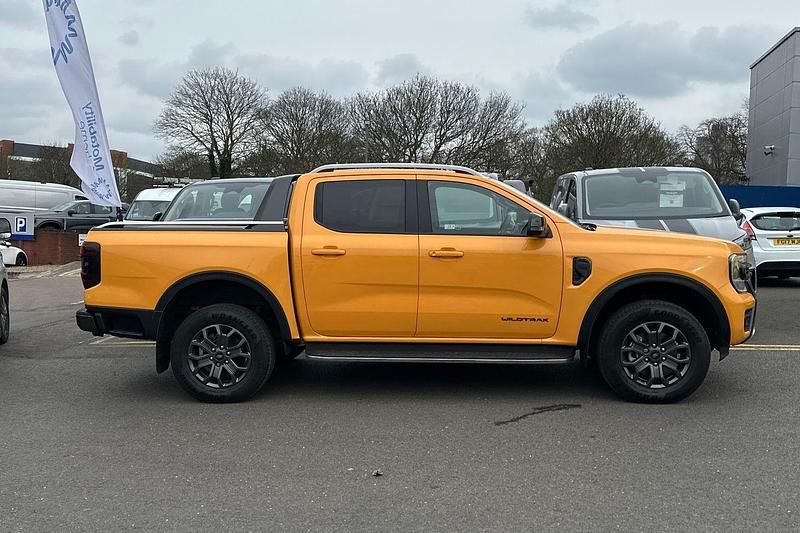 Used Ford Ranger Wildtrack 205 HP (150 kW) 2026 Cyber orange (metallic paint) Pickup
