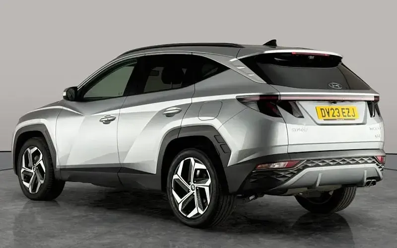 Used Hyundai Tucson Premium 230 HP (169 kW) 2023 Silver SUV