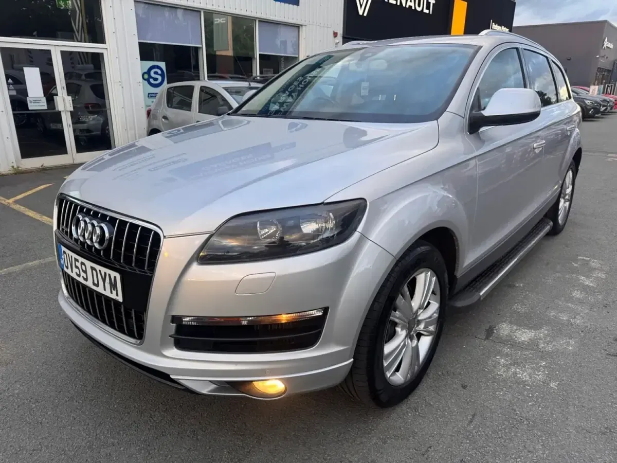 Begagnad Audi Q7 Comfort 240 HK (176 kW) 2009 Silver SUV