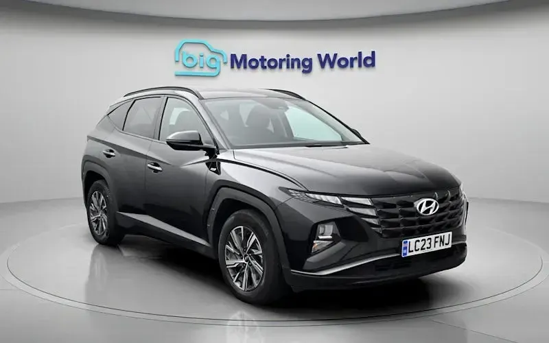 Używany Hyundai Tucson SE 180 KM (132 kW) 2023 Czarny SUV