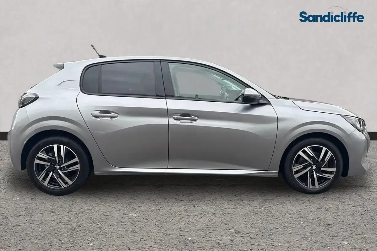 Used Peugeot 208 Allure Premium 102 HP (75 kW) 2021 Grey Hatchback