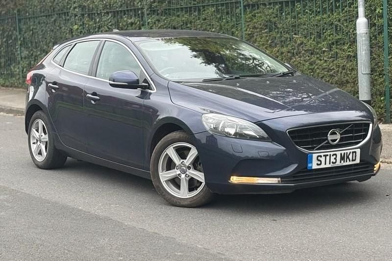 Blue Used 2013 Volvo V40 SE Estate | £5,295 (Fair price) - Image 1/1