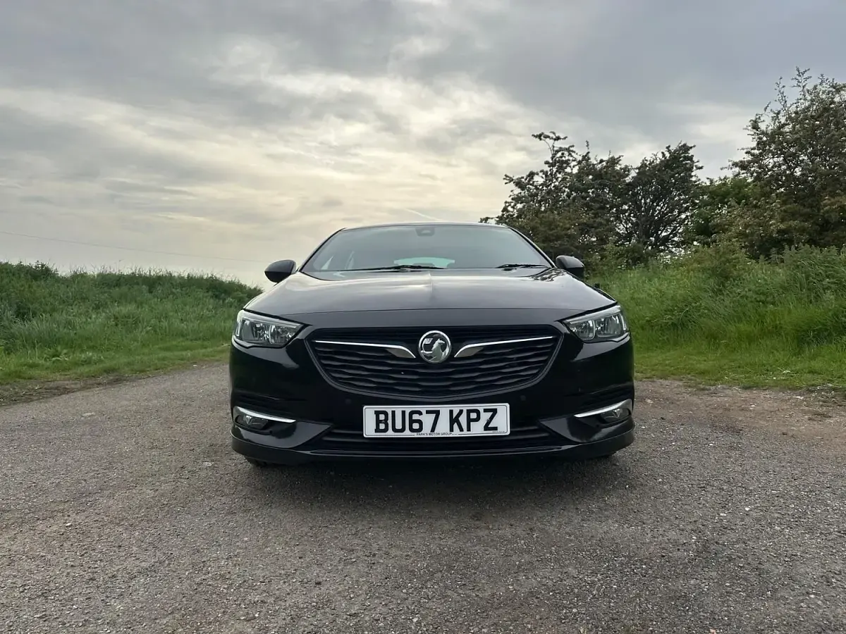 Used Vauxhall Insignia SRi 2017 Black Hatchback