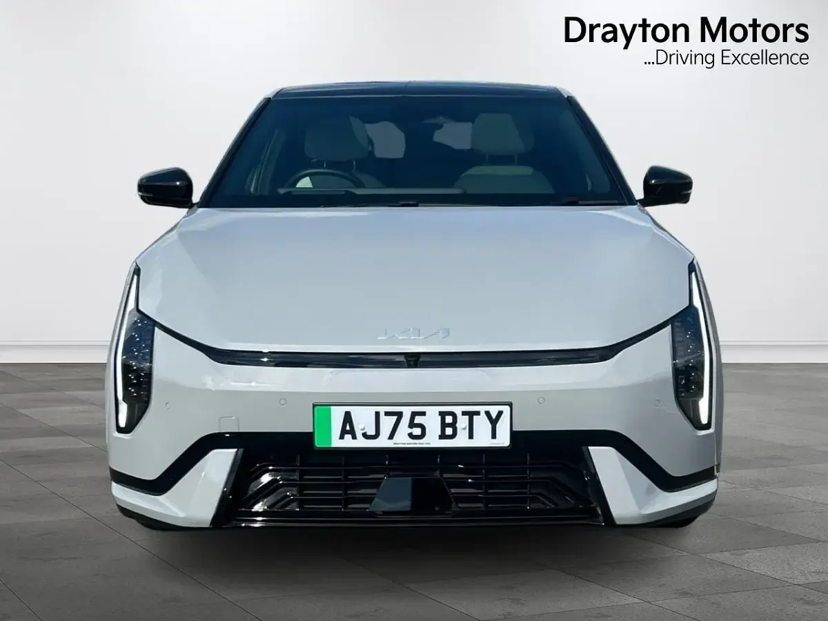 Begagnad Kia EV4 GT-Line S 150 kW (204 HK) 2026 Grå Halvkombi