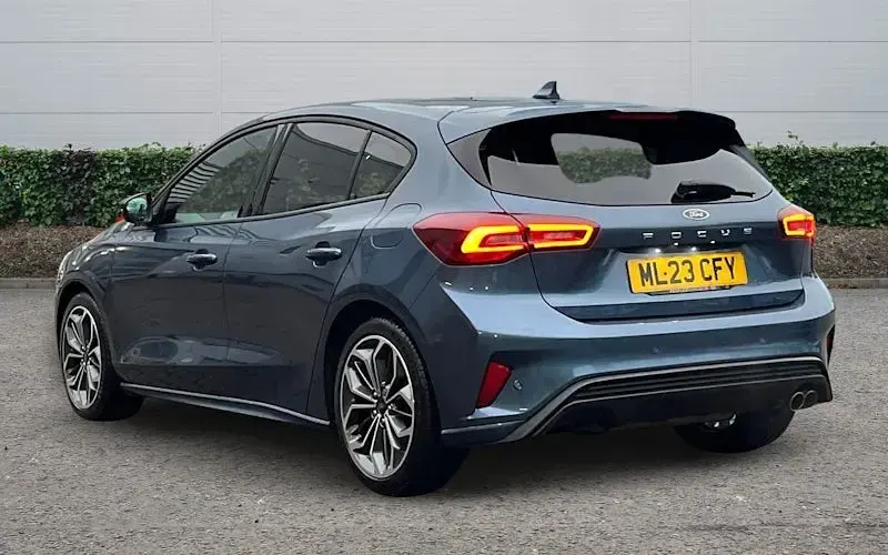 Usado Ford Focus ST-Line X 125 HP (91 kW) 2023 Azul Citadino