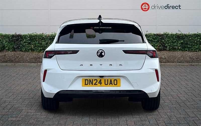 Used Vauxhall Astra Ultimate 131 HP (96 kW) 2025 Hatchback