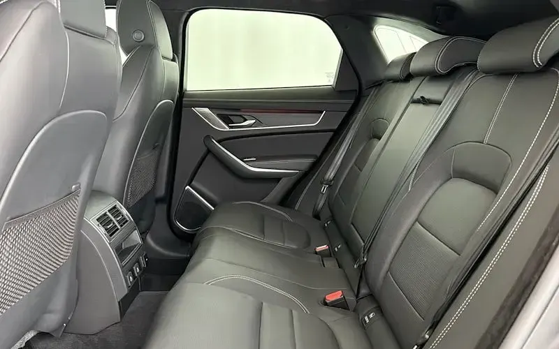 Used Jaguar F-Pace R-Dynamic 300 HP (220 kW) 2024 Black SUV