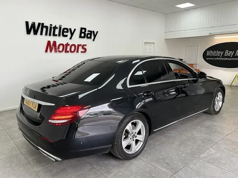 Used Mercedes E200 SE 150 HP (110 kW) 2017 Black Sedan