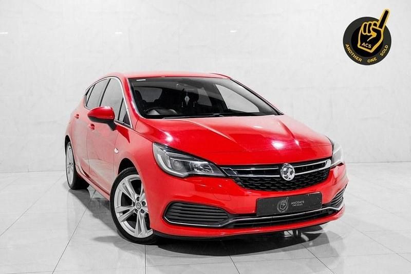 Used Vauxhall Astra SRi 150 HP (110 kW) 2017 Red Hatchback