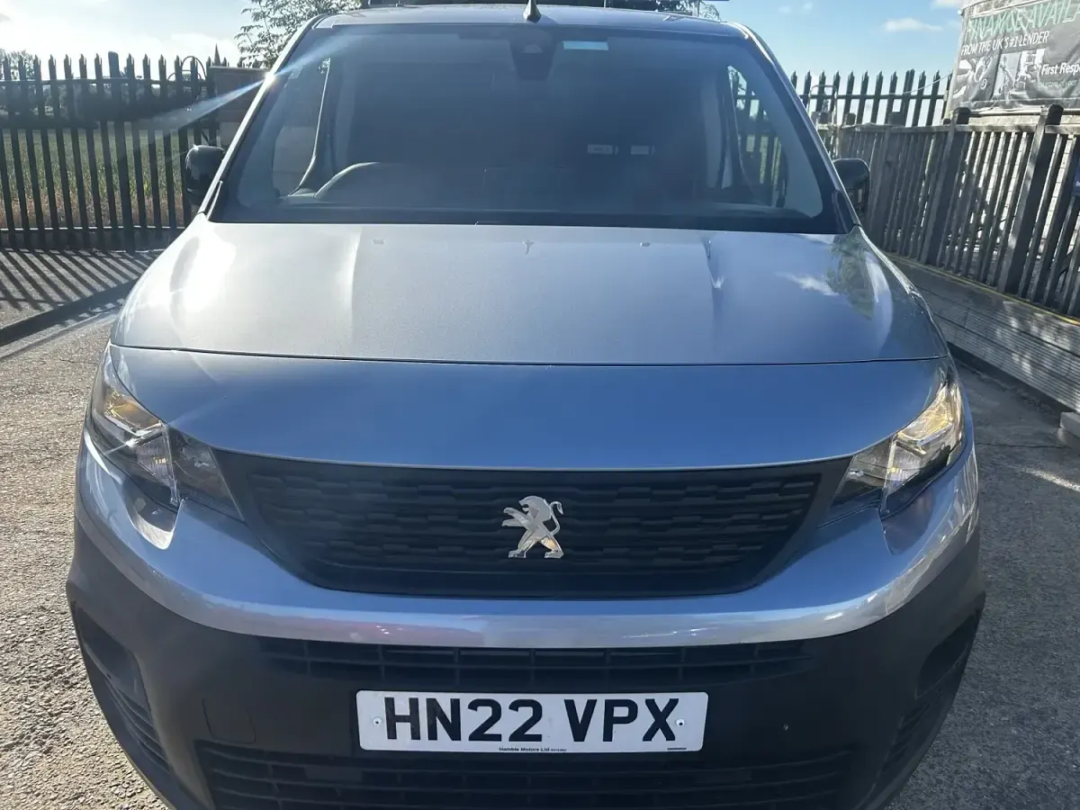 Used Peugeot Partner Premium 131 HP (96 kW) 2022 Grey MPV