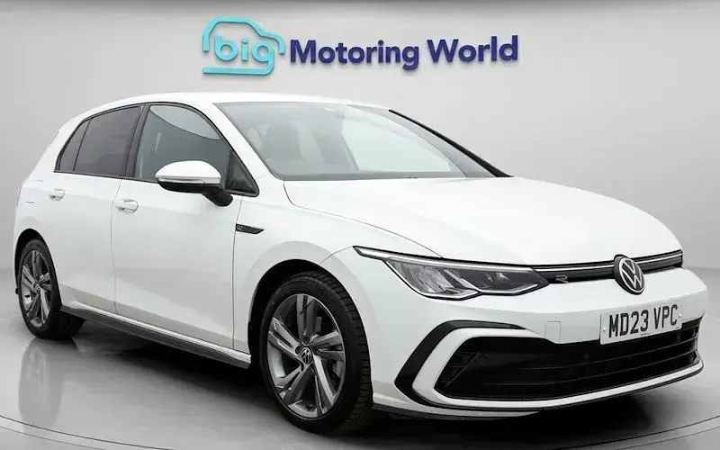 Used VW Golf VIII R-line 150 HP (110 kW) 2023 Hatchback