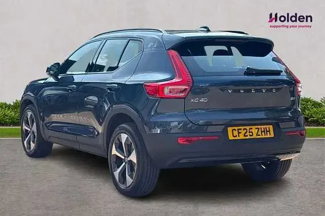 Used Volvo XC40 Plus 194 HP (142 kW) 2026 SUV