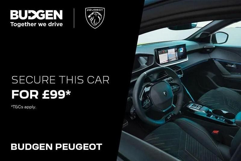 Used 2023 Toyota Yaris Hybrid Design SUV | £20,174 (Good price) - Image 1/1